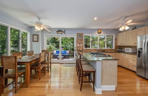 West Cape May House | 4 bedroom accommodation in West Cape May