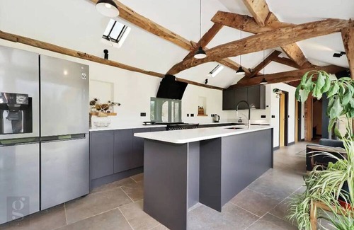 Hereford House | The Cart House - Rural Retreat - Pet Friendly