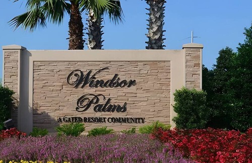 Windsor Palms House | This house is a 4 bedroom(s), 2 bathrooms, located in Kissimmee, FL.