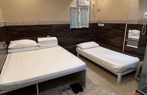 Tsim Sha Tsui Hostel | HK Peaceful Guesthouse
