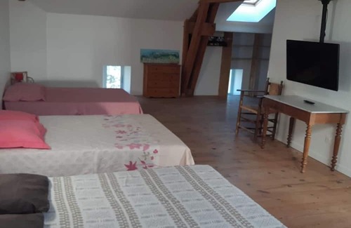 Montlaur-en-Diois House | Homerez - Big house for 21 ppl. with garden and terrace at Montlaur-en-Diois