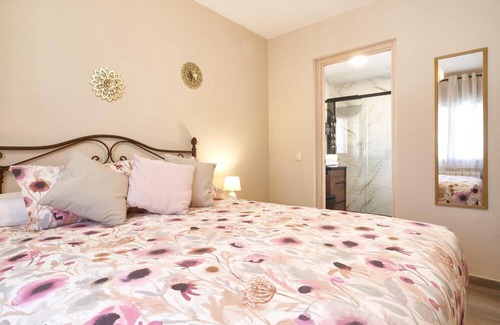 Tabanera del Monte Apartment | Apartment 'Casa Rural El Paloteo' with Mountain View, Private Terrace and Wi-Fi