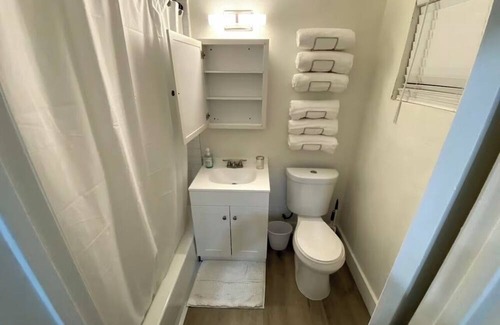 Hyde Park Apartment | A New Aura Of Living- Montrose/River Oaks