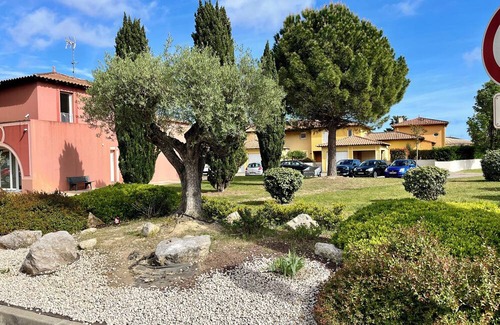 Lattes Villa | Villa de Luxe sur une île à 10mn de la mer