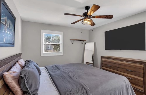 Point Pleasant Beach House | Spacious home in heart of downtown Point Pleasant, 5-minute drive from beach!