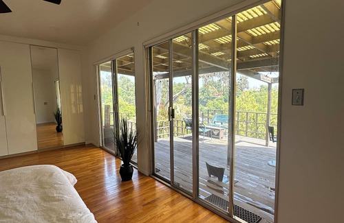 Eagle Rock House | Highland Park Designer Home with Massive deck & stunning views. Pet Friendly!