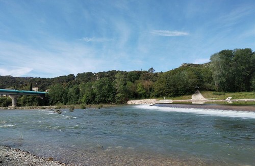 Remoulins House | Maison de Village à Deux pas de la Rivière