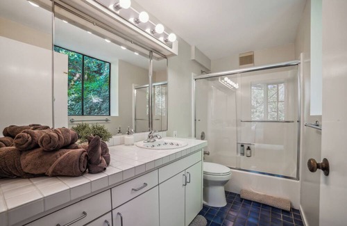 Mill Valley House | Mill Valley Treehouse
