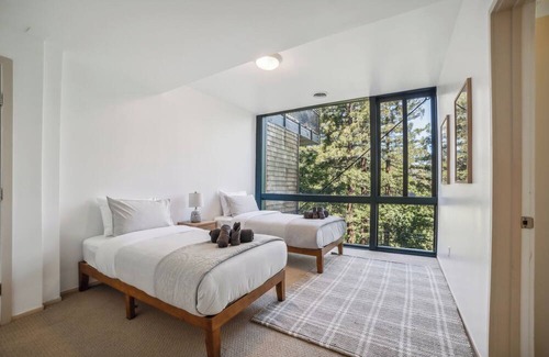 Mill Valley House | Mill Valley Treehouse