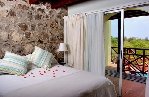 Cap Estate Villa | Bright & Beautiful 2 Bedroom Villa