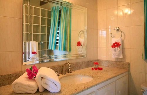 Cap Estate Villa | Bright & Beautiful 2 Bedroom Villa