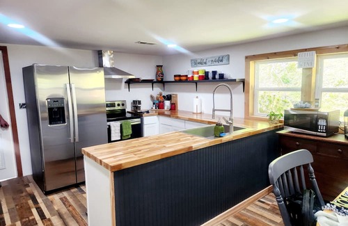 Ferguson House | Gabi's Getaway