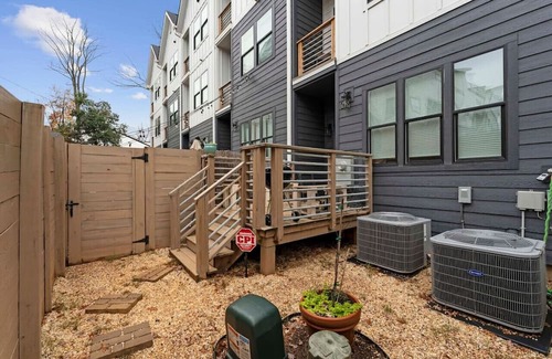 Plaza Midwood House | Plaza Midwood Penthouse