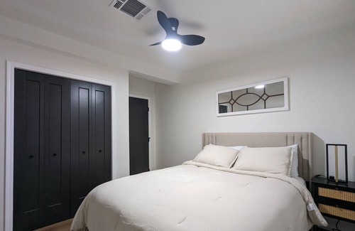 Coronado House | Beautiful Red Brick Home in Coronado District near Central Phoenix