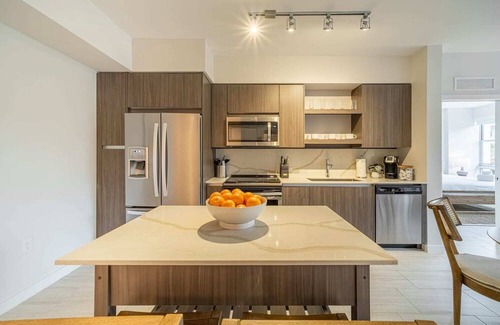 Glenvar Heights Apartment | #213 - Tucker Dadeland