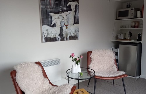 Bannockburn Apartment | Cosy rural retreat in the heart of Bannockburn Central Otago