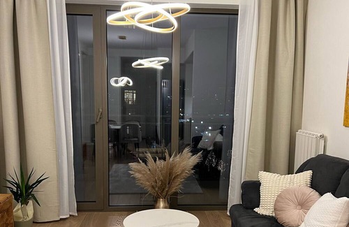 Sarajevska Apartment | 2-Bedroom Luxurious Apartment BW