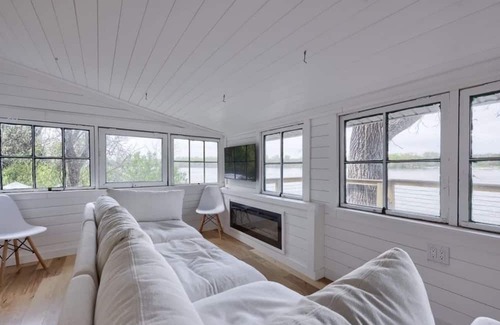 York House | Farmhouse Riverfront Retreat