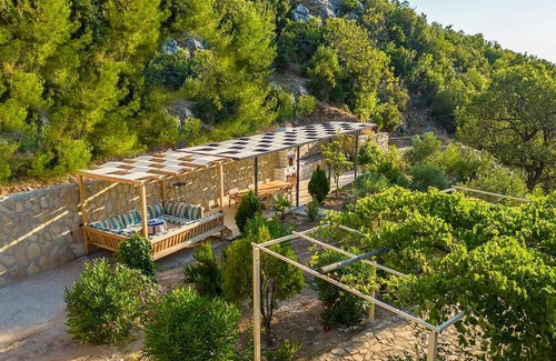 Islamlar Villa | Beautiful 5-Bed sea view Villa in islamlar