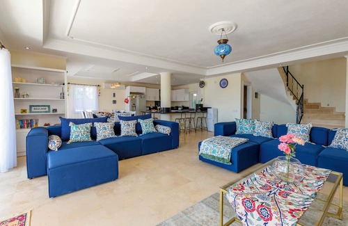 Islamlar Villa | Beautiful 5-Bed sea view Villa in islamlar