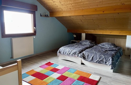 Les Pontets House | Grande Maison de Vacances à la Campagne,11 Couchages et un bel Extérieur