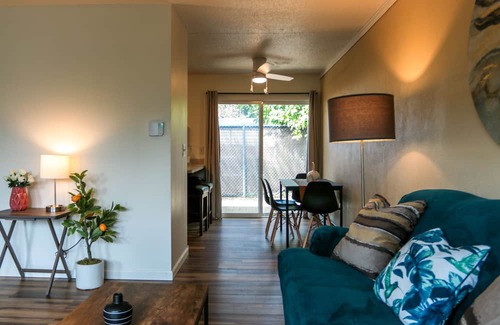 South Tabor House | Charming Entire House + Parking
