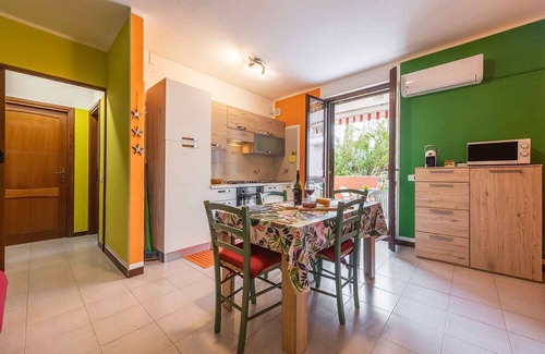Lido Apartment | Holiday apartment with airconditioning and balcony