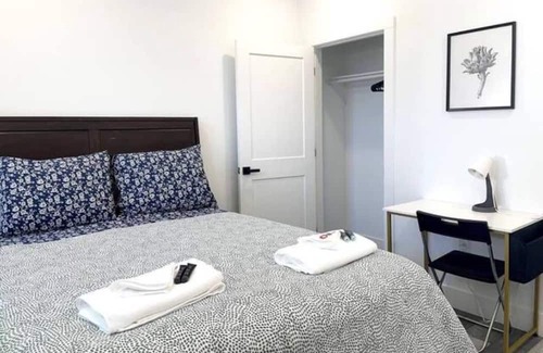 West Philadelphia Apartment | Cozy Retreat on Fairmount