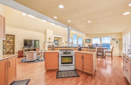 Lincoln City House | The Ark of Lincoln City