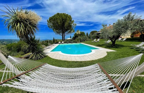 Pietrauta Villa | stylish villa with views between montefalco and bevagna sleeps 12 plus children