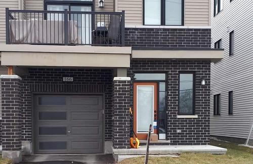 Ottawa Division House | Visiting Ottawa /Kanata/ Stittisville