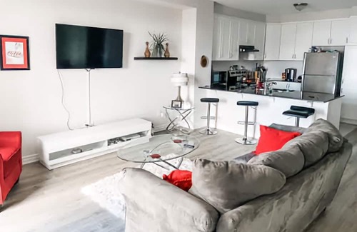 Ottawa Division House | Visiting Ottawa /Kanata/ Stittisville