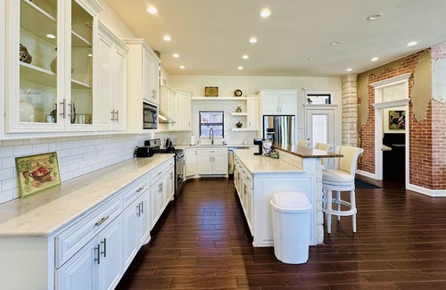 Abilene House | Industrial meet New Orleans in Downtown Abilene TX!