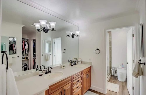 Avant House | Fun & cozy North Scottsdale home with a stunning backyard oasis