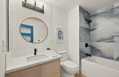 Downtown San Diego Condo | Luxury Loft: Bright and Open Ground Floor w/ Designer Finishes
