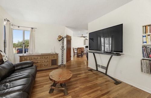 Armory Park House | 3BR 2B Tucson charm: modern comforts meet Western allure in historic Armory Park