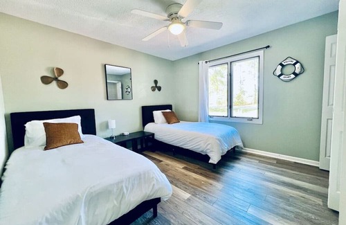 Fairfield Harbour House | Gondolier-Harborside Oasis