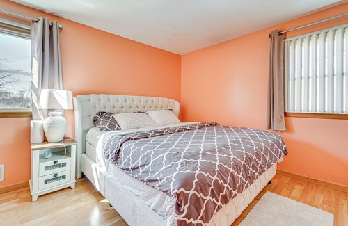 Point Pleasant - Toms River House | Family-Friendly Toms River Home, 3 Mi to Beach!