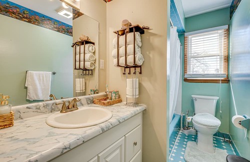 Point Pleasant - Toms River House | Family-Friendly Toms River Home, 3 Mi to Beach!