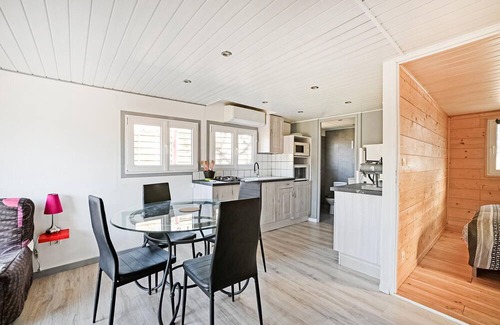 Vezenobres House | Spend a wonderful family vacation in this cozy vacation home.