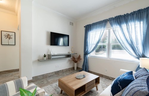 Crescent Beach Condo | Condo #2 Luxury 2BD 2BTH