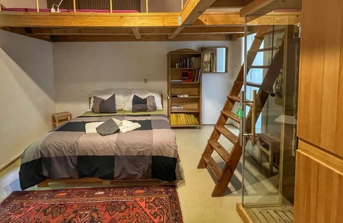 Jachymov Apartment | Cosy apartment for 6 guests with WIFI, TV, pets allowed and parking