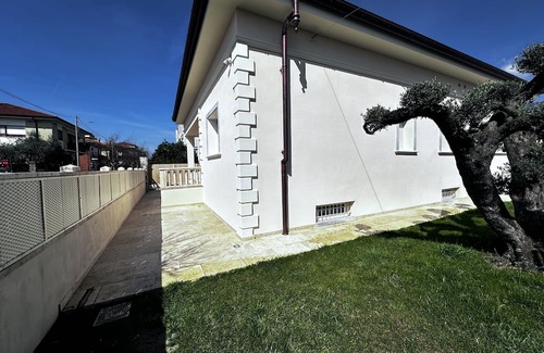 Querceta Villa | Luxury Villa With Spa