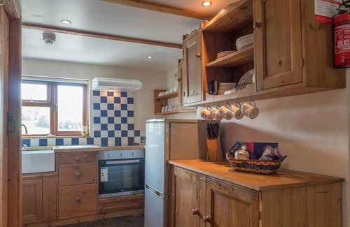 Pumpsaint Cottage | Brynhyfryd Cottage, Llanwrda