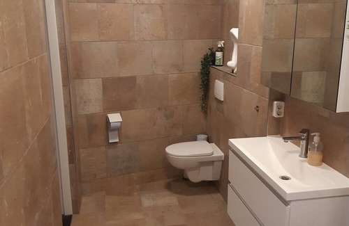 Enkhuizen House | Superhost! Kindvriendelijke ruime en luxe woning in centrum Enkhuizen.
