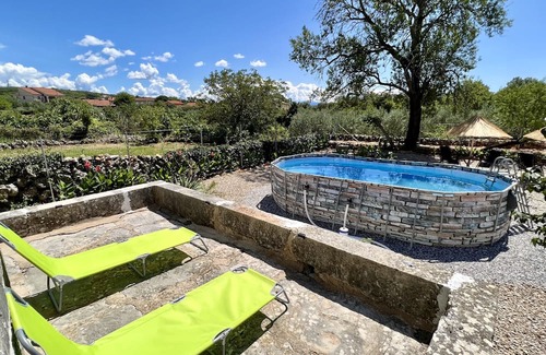 Poljica Villa | Rustic Villa Tona with pool in Island Krk