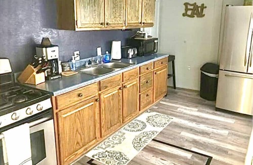 Westcliffe House | Right downtown, for family or traveling friends. Patio, grill and dogs allowed!