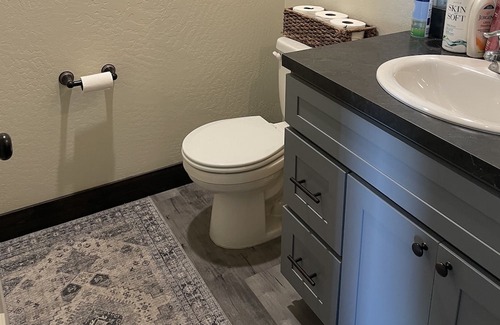 Kalispell House | Cute residential neighborhood townhouse with great view. Parks for kids and dogs