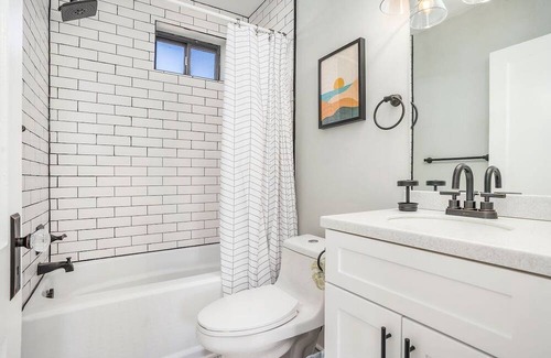 Ghent Apartment | Colley Manor - Starboard Suite