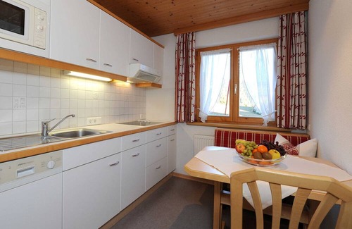 Damuels House | Ferienwohnung Elsenkopf 2 Personen, 1 Schlafraum - Aparthotel Garni Schönblick